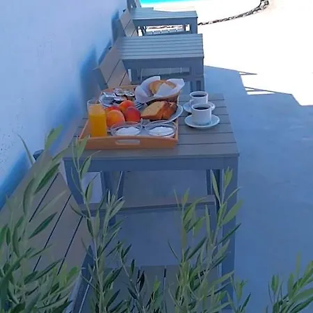 Hotel Daylight Santorini Island