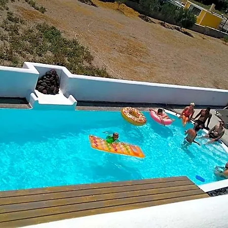 Daylight 3* Santorini Island